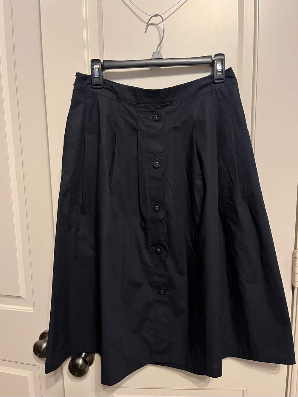 Talbots petite sz 8 Black Button-Front cotton shirt
